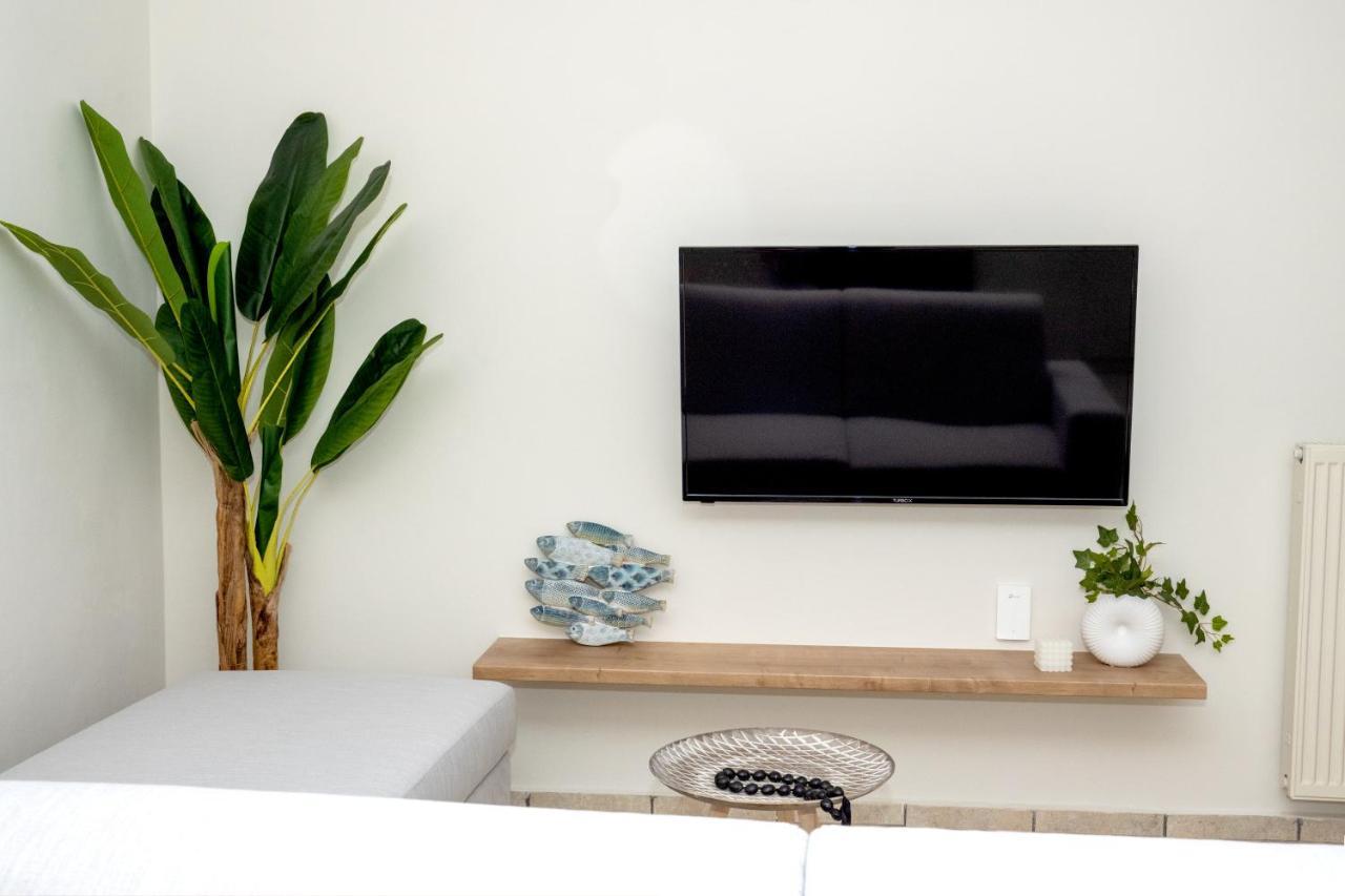 Aegean Crown Apartment Азолимнос Екстериор снимка
